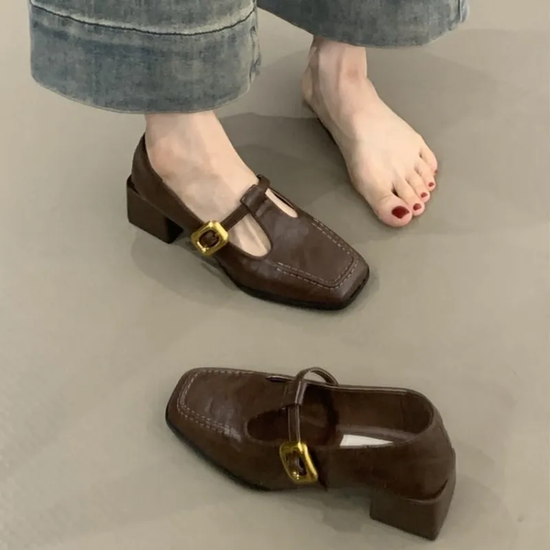 Chaussures Mary Jane à bout ca - Vintage Fashion Dresses avis et prix